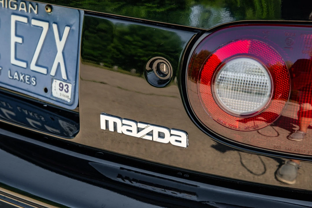 1993 Mazda NA MX-5 Miata - Image 30 of 31