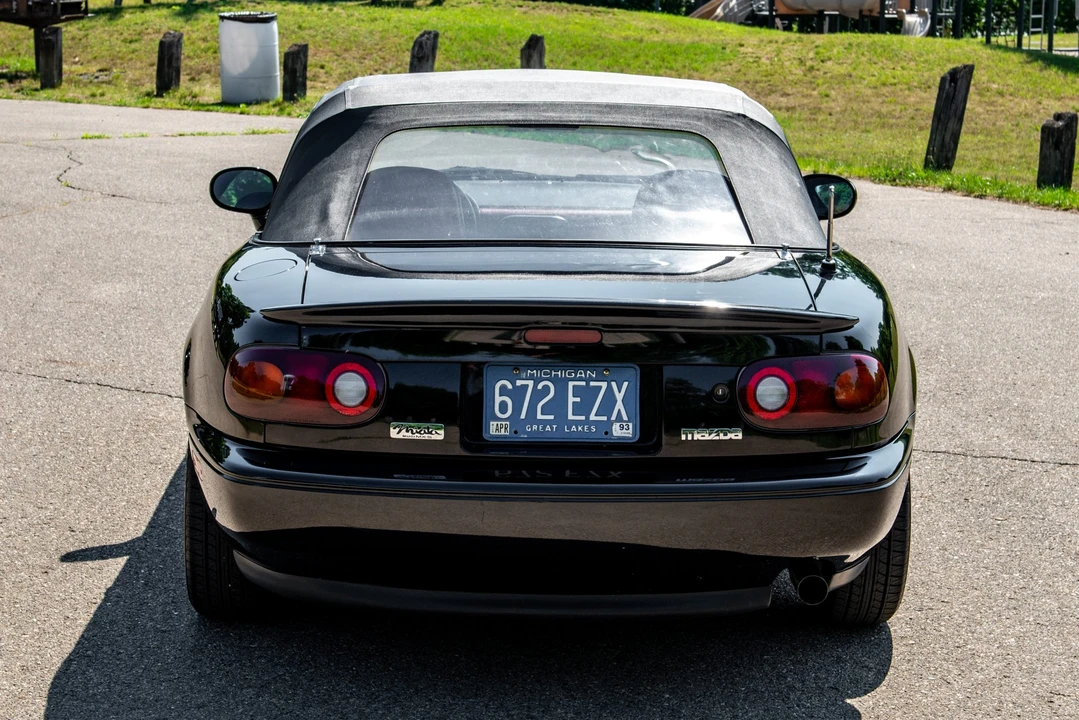 1993 Mazda NA MX-5 Miata - Image 12 of 31