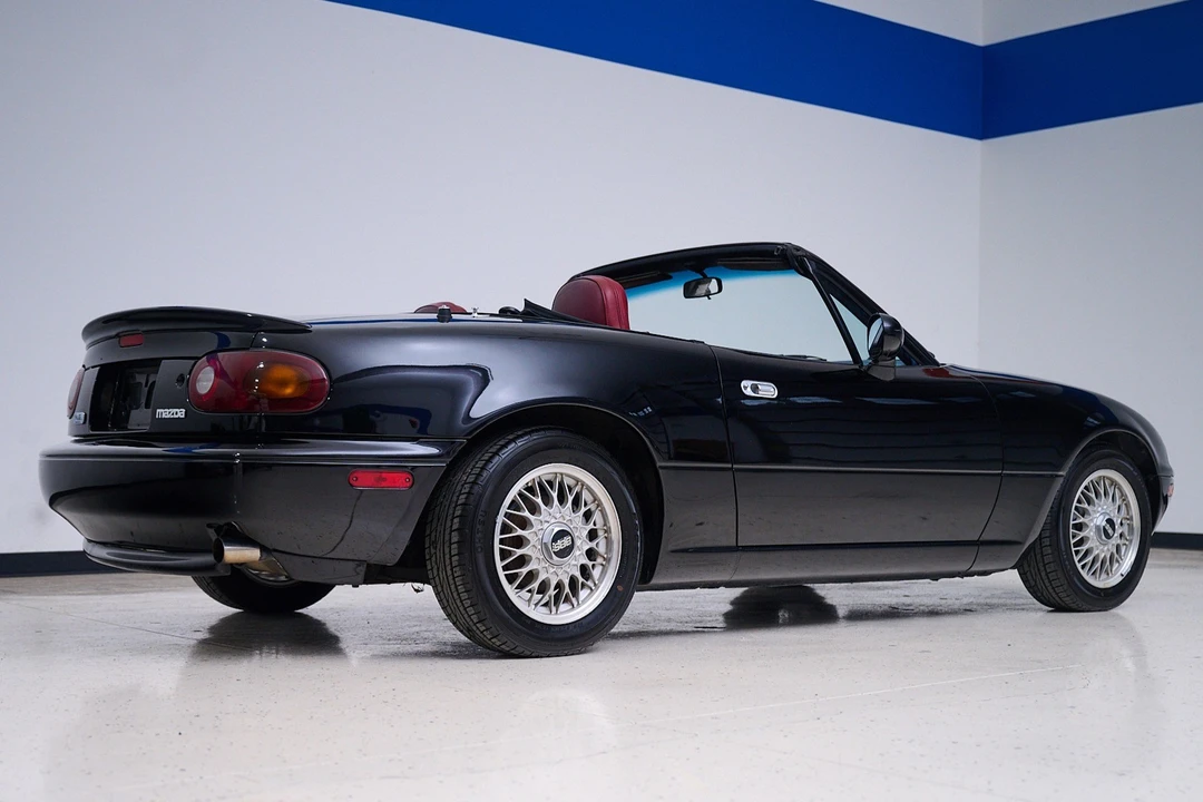 1993 Mazda NA MX-5 Miata - Image 11 of 31