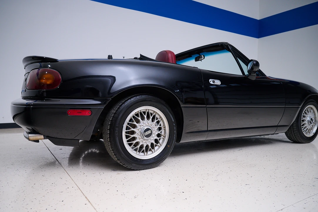 1993 Mazda NA MX-5 Miata - Image 18 of 31