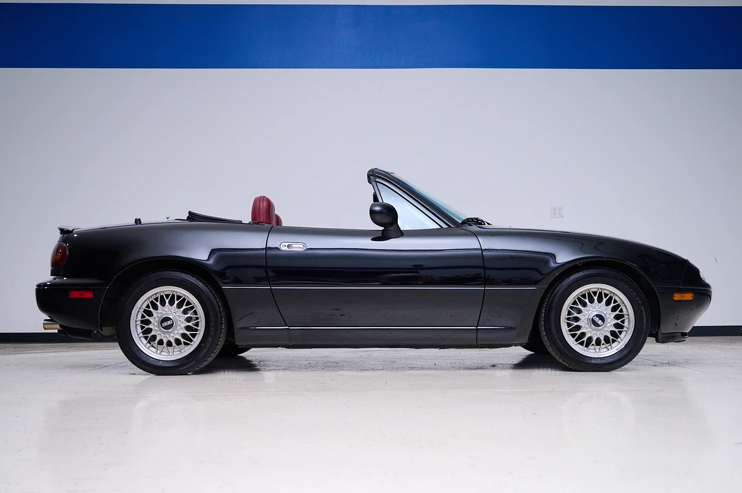 1993 Mazda NA MX-5 Miata - Image 9 of 31