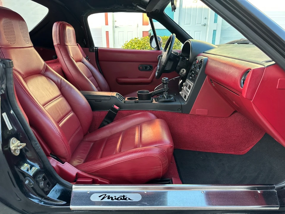 1993 Mazda NA MX-5 Miata - Image 21 of 21