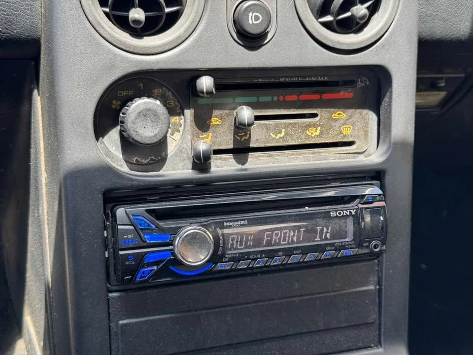 1993 Mazda NA MX-5 Miata - Image 16 of 20