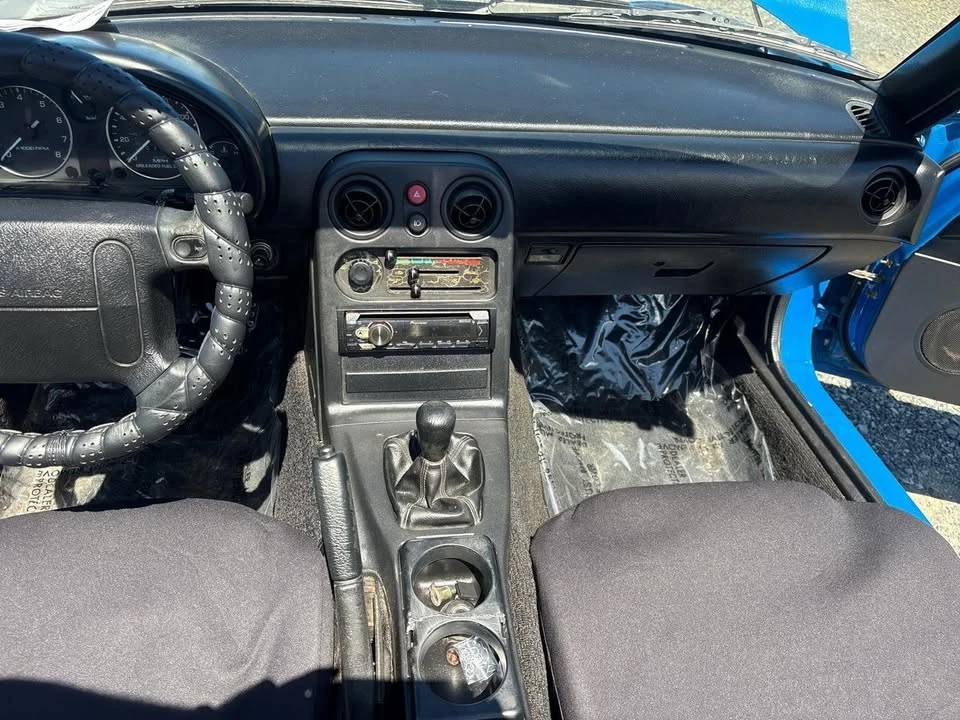1993 Mazda NA MX-5 Miata - Image 20 of 20