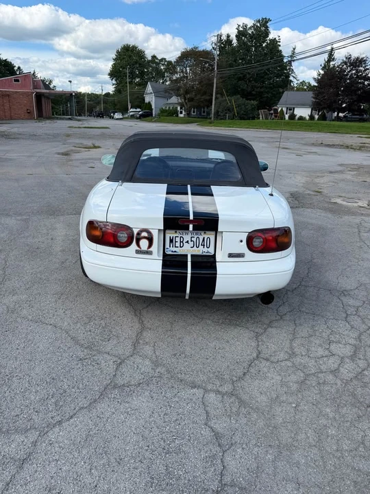 1993 Mazda NA MX-5 Miata - Image 4 of 7