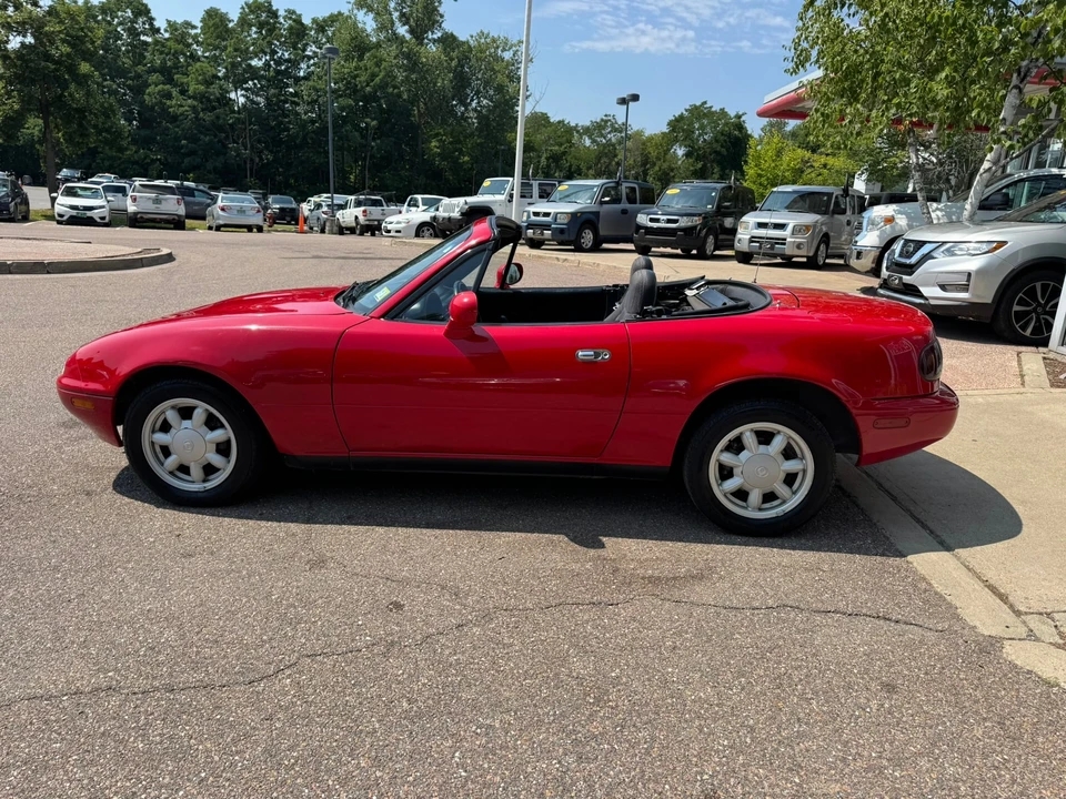1993 Mazda NA MX-5 Miata - Image 5 of 25