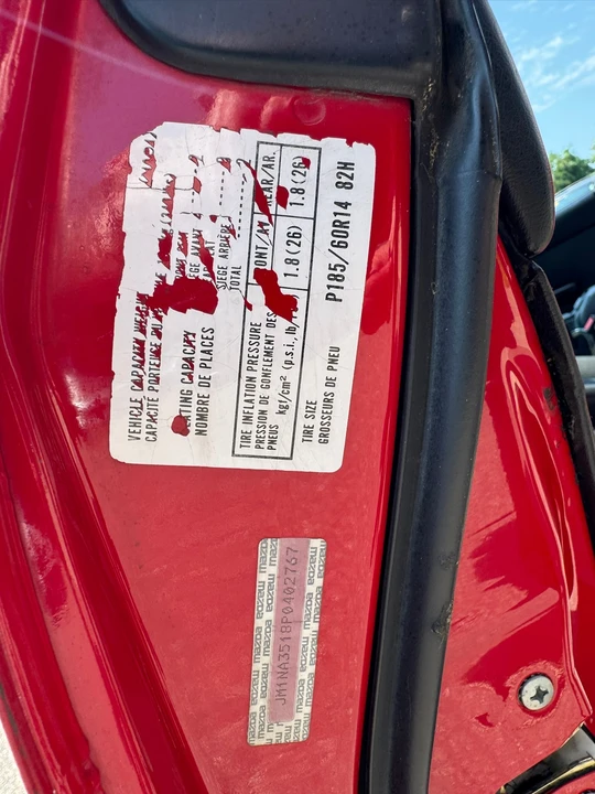 1993 Mazda NA MX-5 Miata - Image 24 of 25