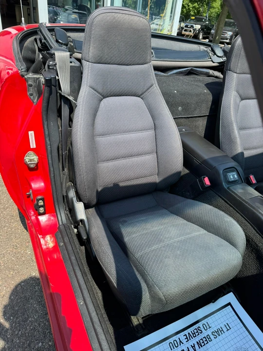 1993 Mazda NA MX-5 Miata - Image 13 of 25