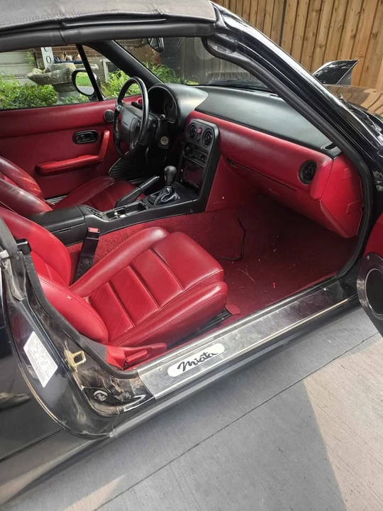 1993 Mazda NA MX-5 Miata - Image 6 of 7