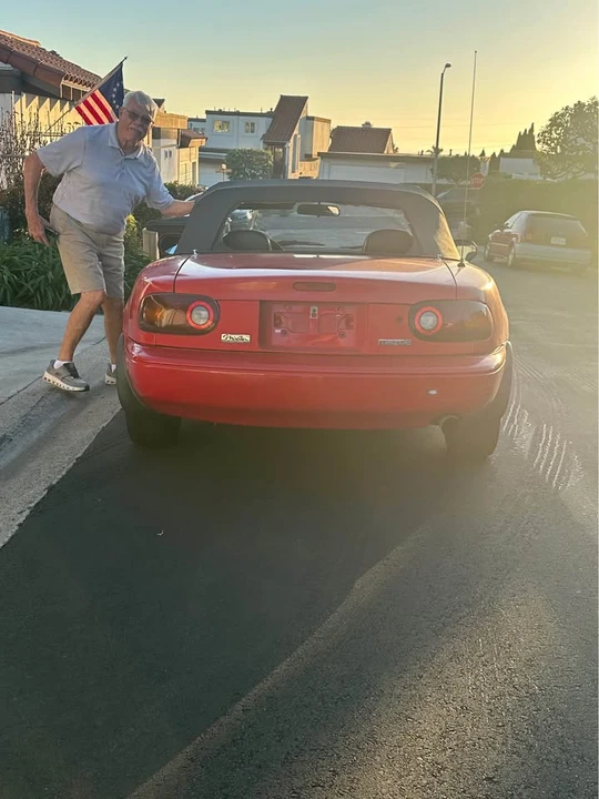 1993 Mazda NA MX-5 Miata - Image 4 of 8