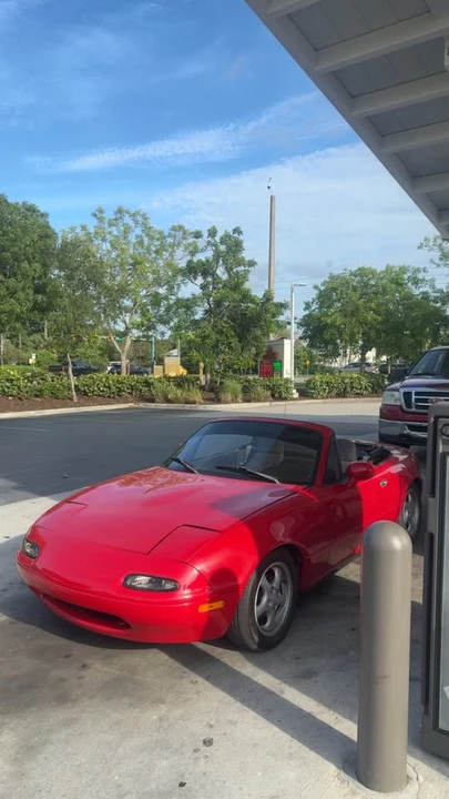 1993 Mazda NA MX-5 Miata - Image 4 of 5