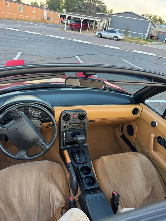 1993 Mazda NA MX-5 Miata - Image 9 of 11