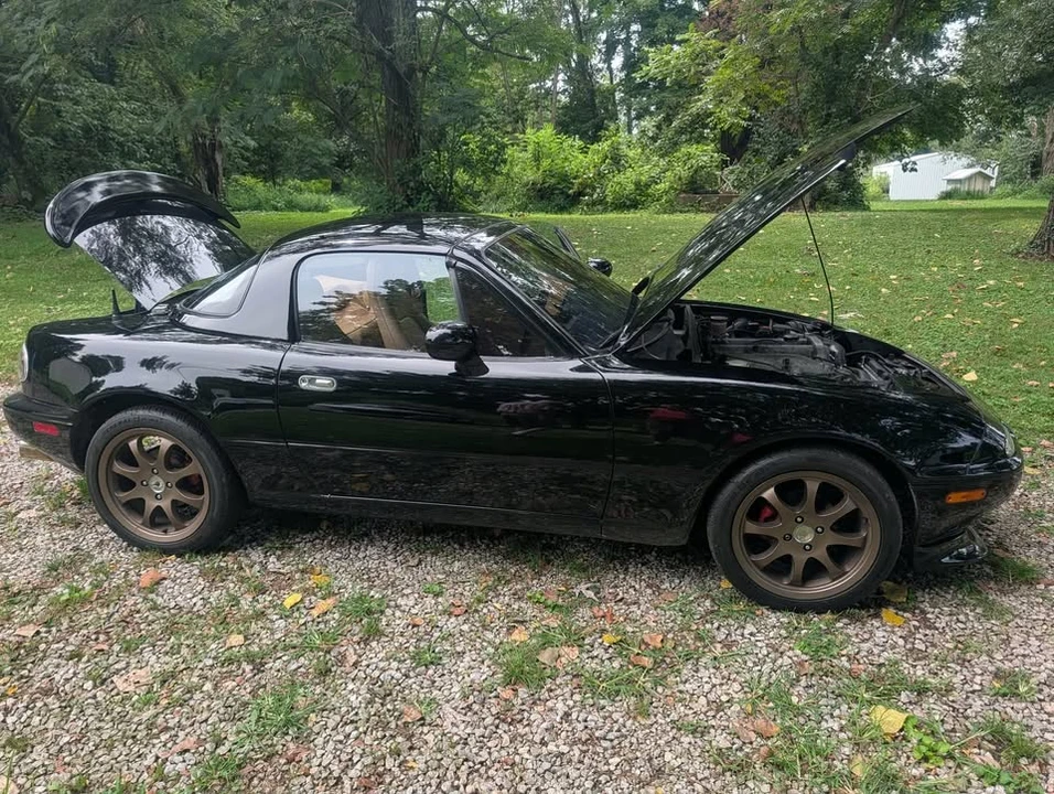 1993 Mazda NA MX-5 Miata - Image 3 of 9