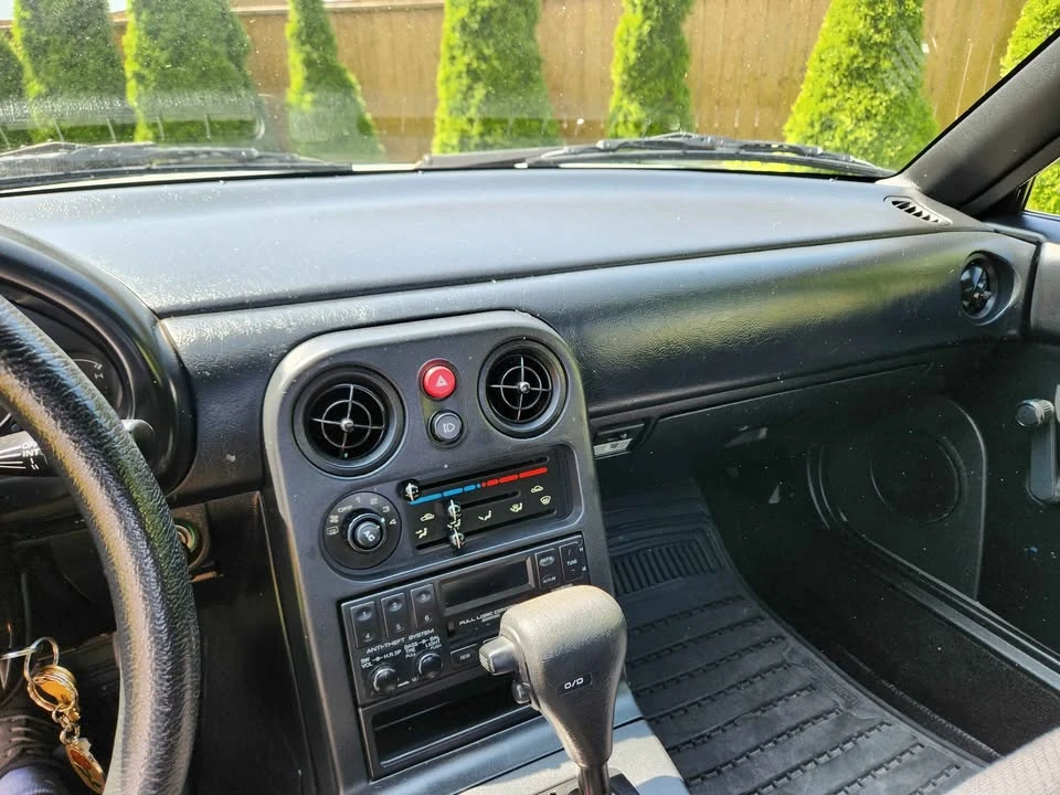 1993 Mazda NA MX-5 Miata - Image 6 of 8