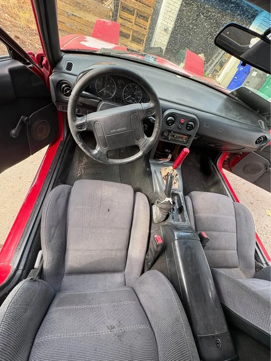 1993 Mazda NA MX-5 Miata - Image 10 of 15