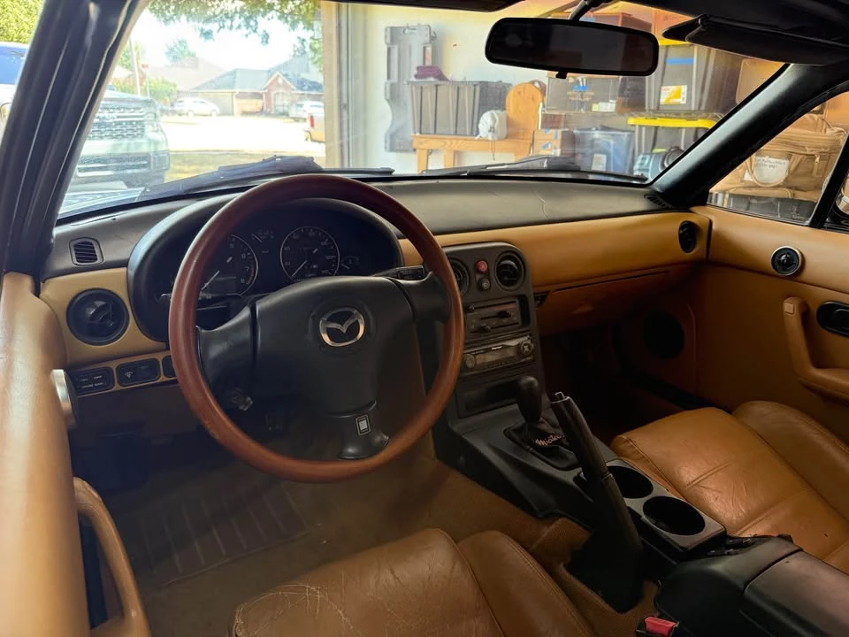 1993 Mazda NA MX-5 Miata - Image 5 of 9