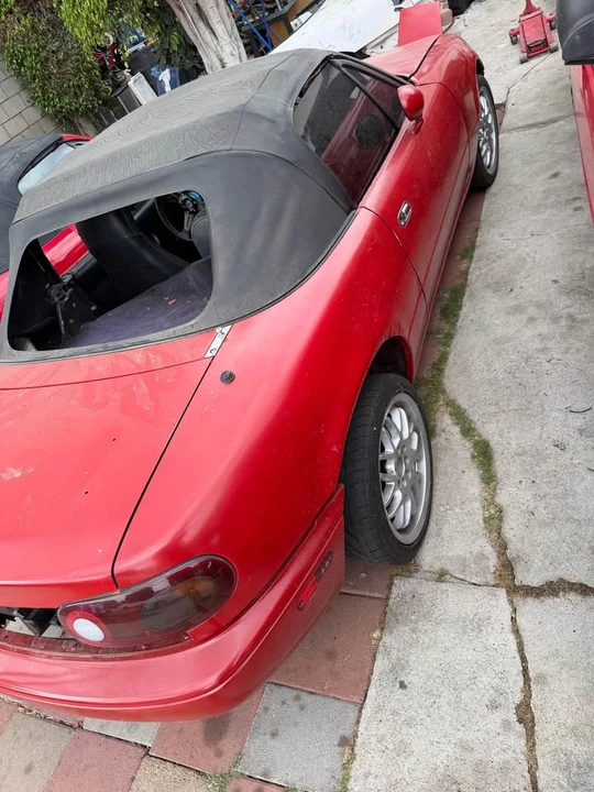 1993 Mazda NA MX-5 Miata - Image 2 of 4