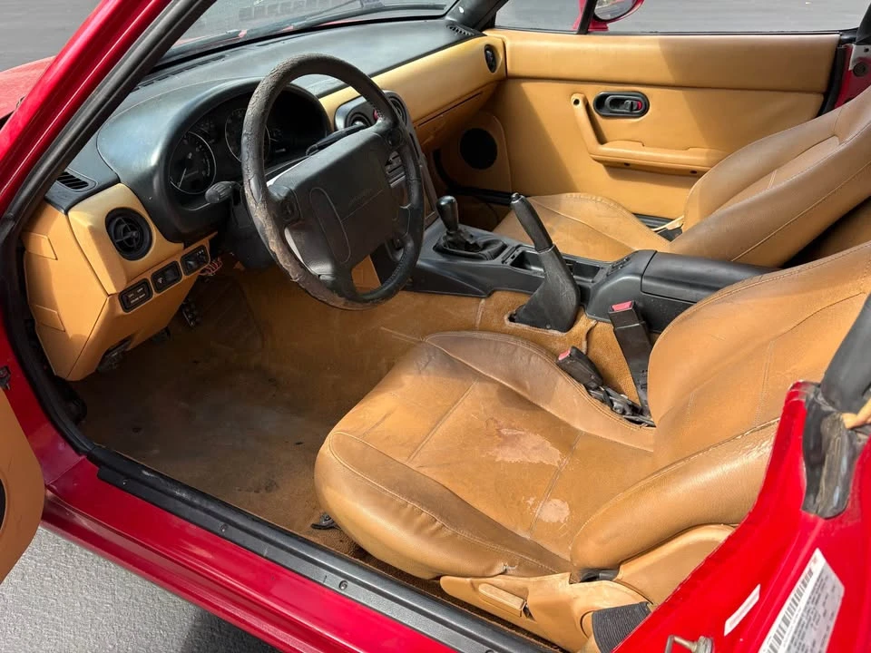 1993 Mazda NA MX-5 Miata - Image 6 of 9