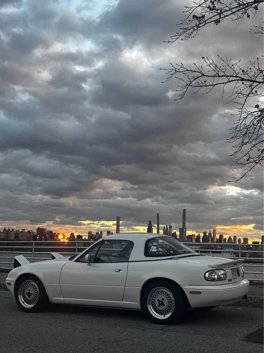 1993 Mazda NA MX-5 Miata - Image 4 of 6