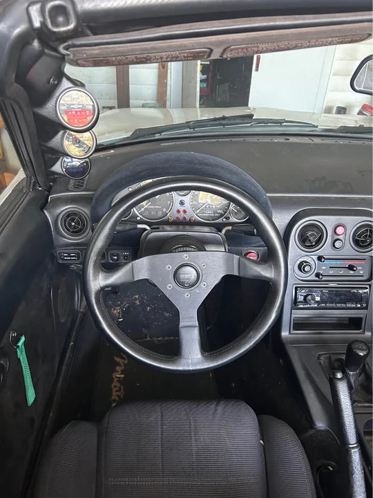 1993 Mazda NA MX-5 Miata - Image 6 of 9