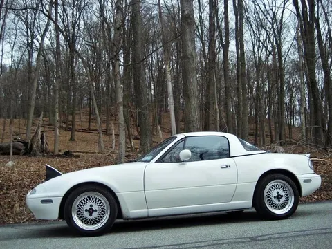 1993 Mazda MX-5 Sport Convertible 2D