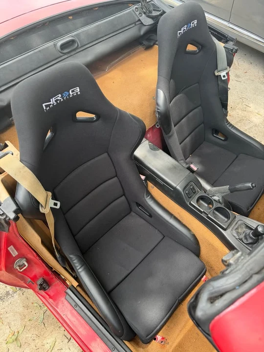 1993 Mazda NA MX-5 Miata - Image 9 of 12