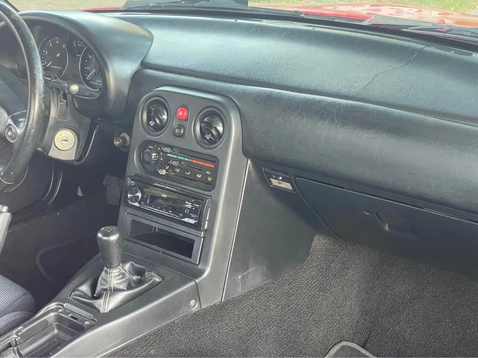 1993 Mazda NA MX-5 Miata - Image 5 of 15