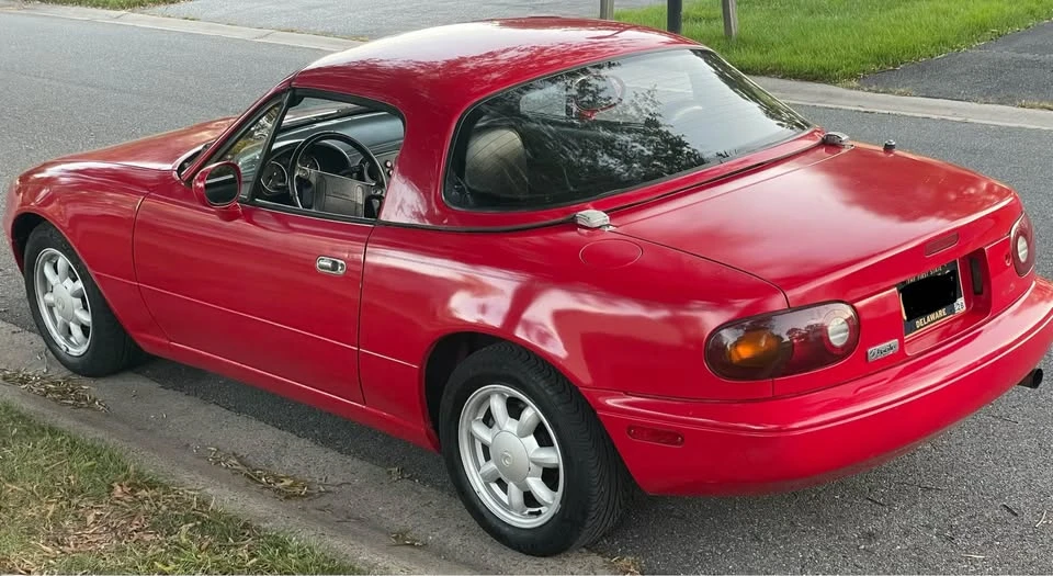 1993 Mazda NA MX-5 Miata - Image 9 of 15