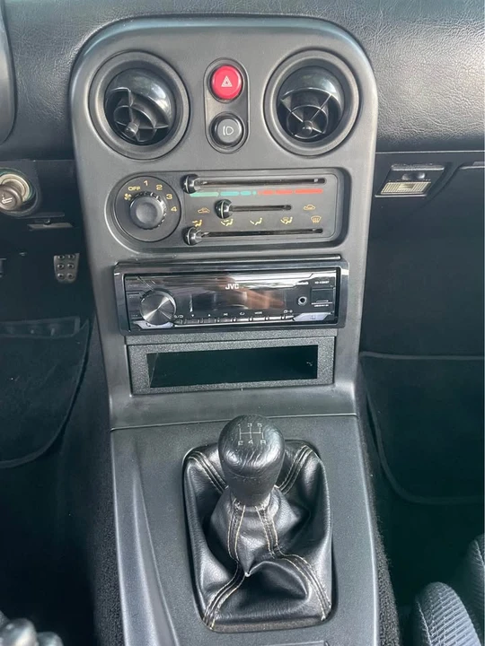 1993 Mazda NA MX-5 Miata - Image 7 of 15