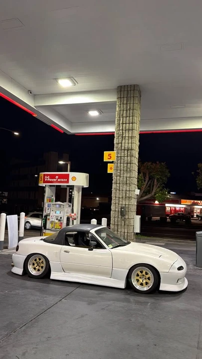 1993 Mazda NA MX-5 Miata - Image 3 of 10