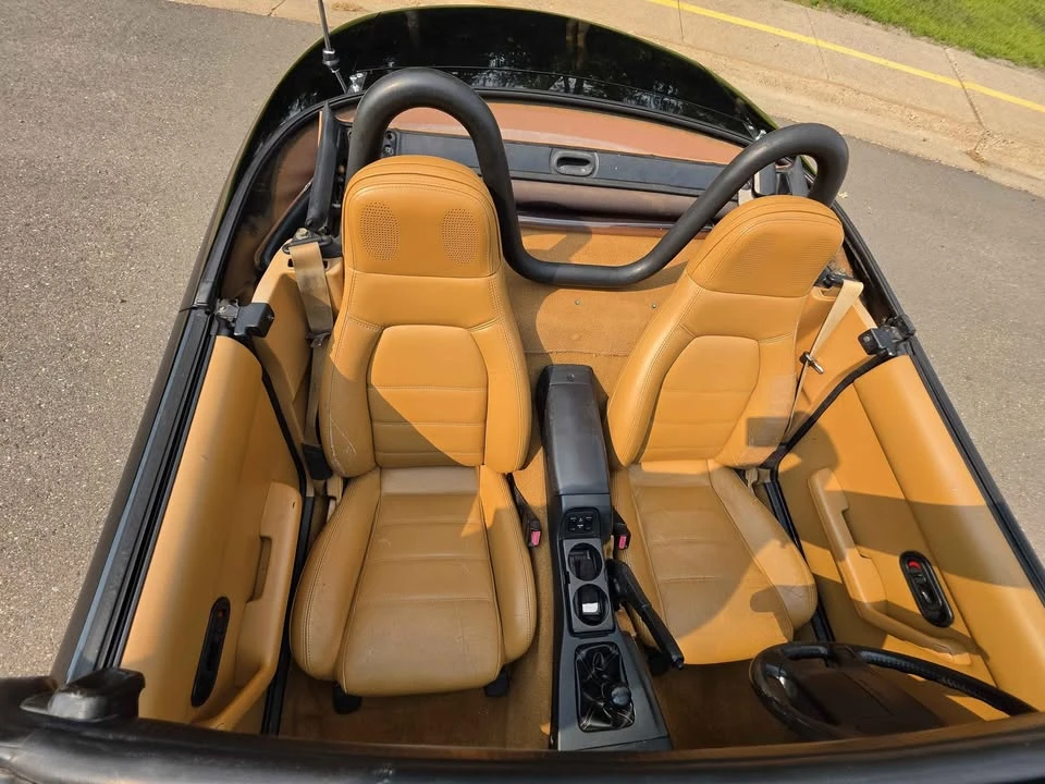 1993 Mazda NA MX-5 Miata - Image 15 of 20