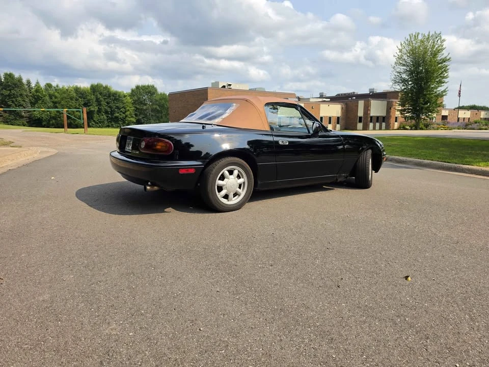 1993 Mazda NA MX-5 Miata - Image 8 of 20