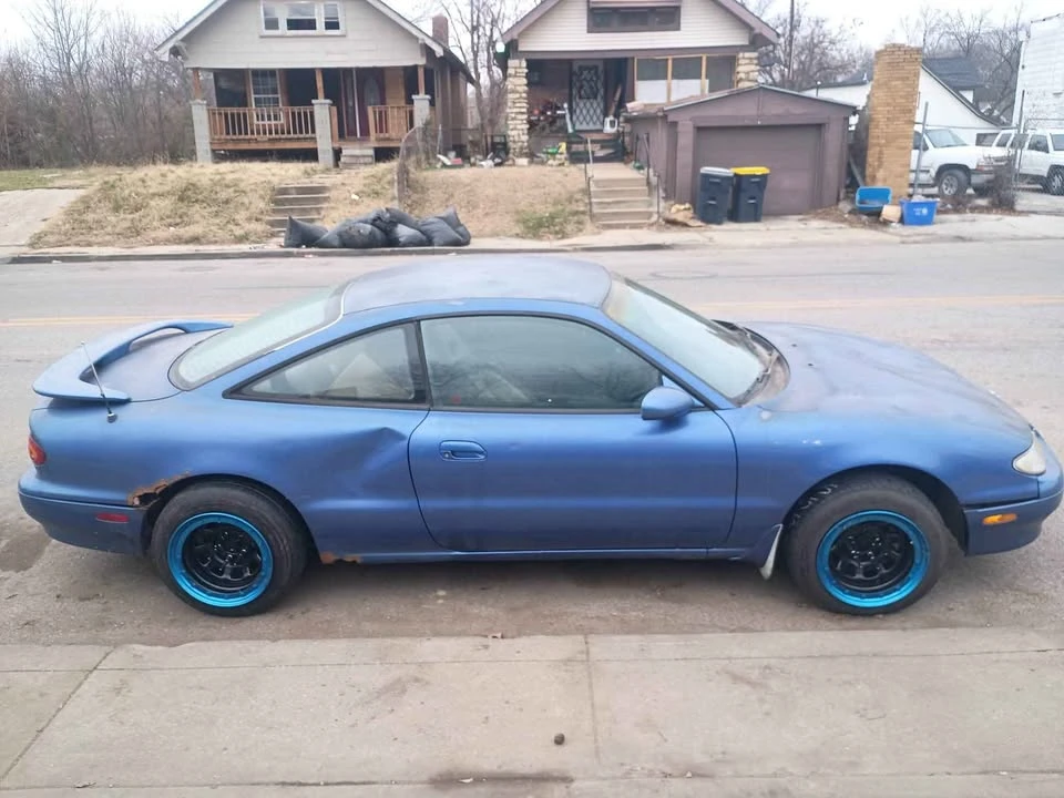1993 Mazda MX-6 2nd Gen - Image 2 of 16