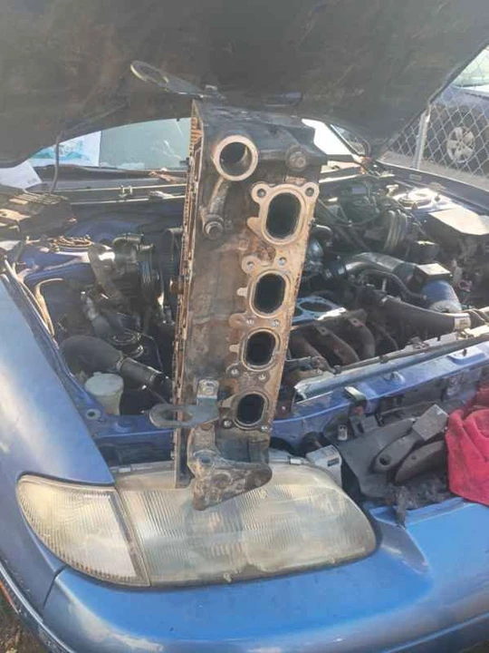 1993 Mazda MX-6 2nd Gen - Image 13 of 16