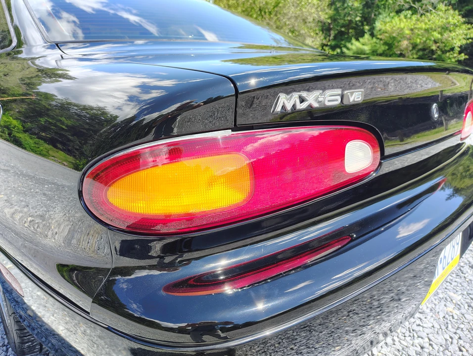 1993 Mazda MX-6 2nd Gen - Image 15 of 31