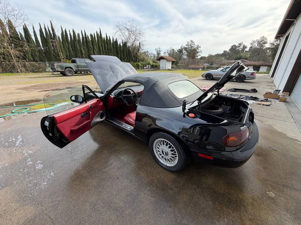 1993 Mazda NA MX-5 Miata - Image 6 of 22