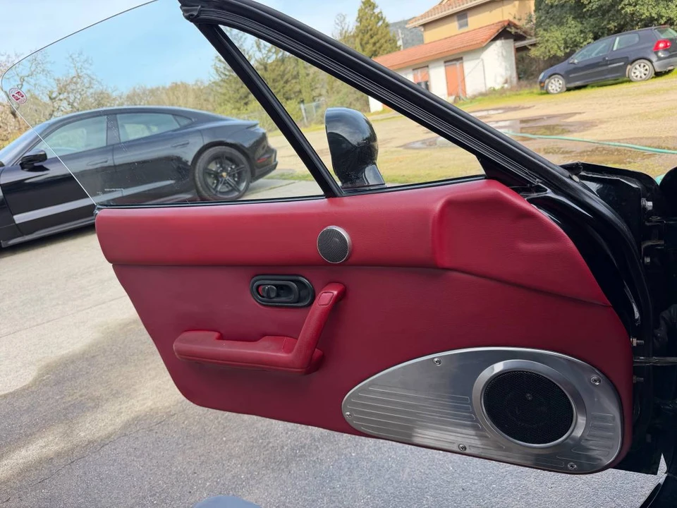 1993 Mazda NA MX-5 Miata - Image 21 of 22