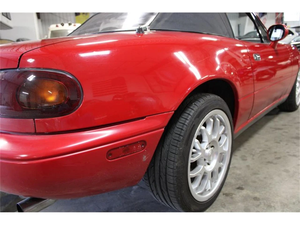 1993 Mazda NA MX-5 Miata - Image 13 of 31
