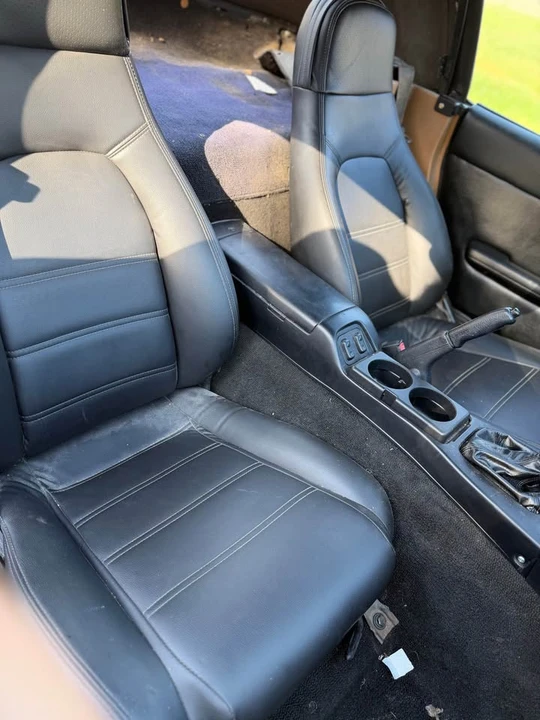 1993 Mazda NA MX-5 Miata - Image 7 of 8