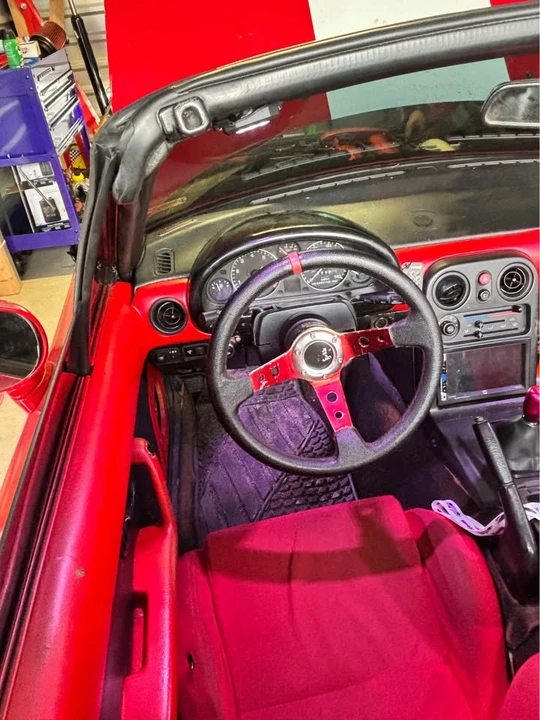 1993 Mazda NA MX-5 Miata - Image 9 of 10