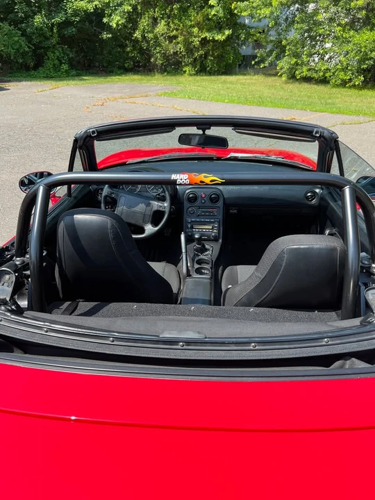 1993 Mazda NA MX-5 Miata - Image 9 of 15