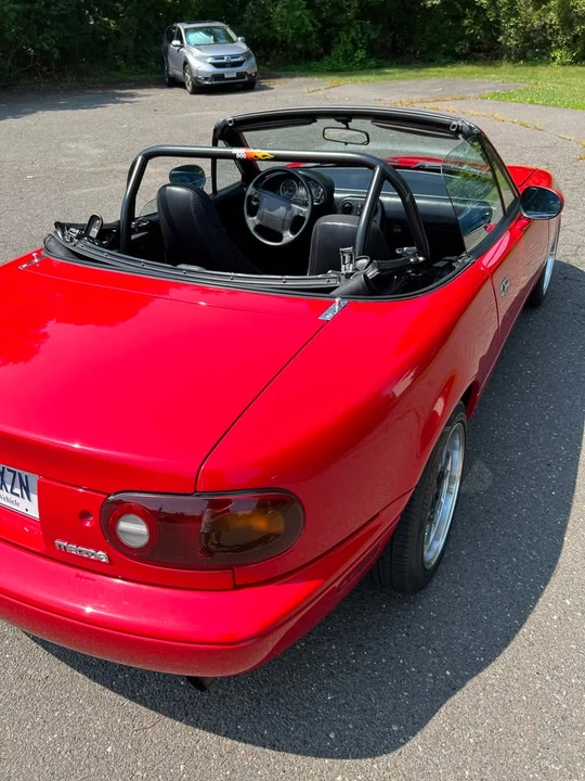 1993 Mazda NA MX-5 Miata - Image 15 of 15