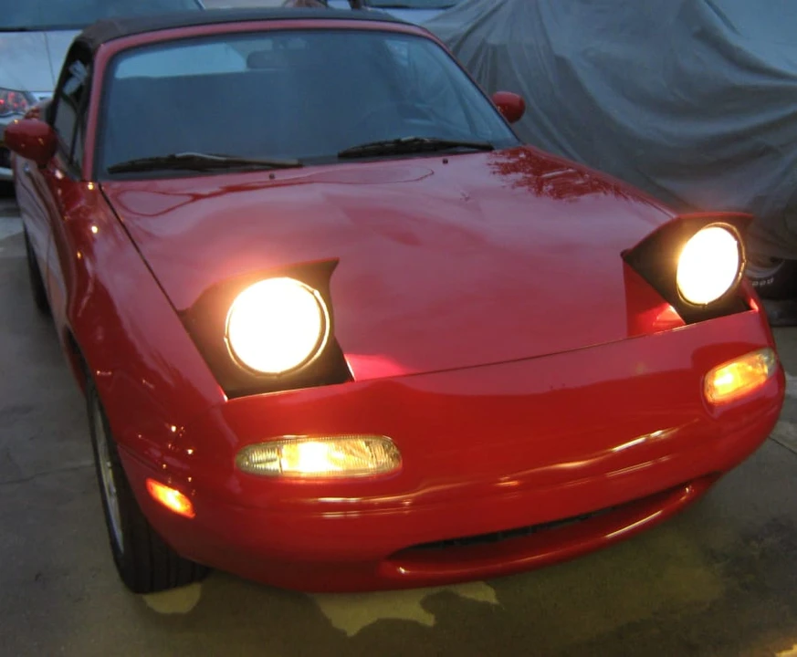 1993 Mazda NA MX-5 Miata - Image 8 of 11