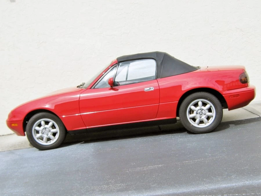 1993 Mazda NA MX-5 Miata - Image 9 of 11