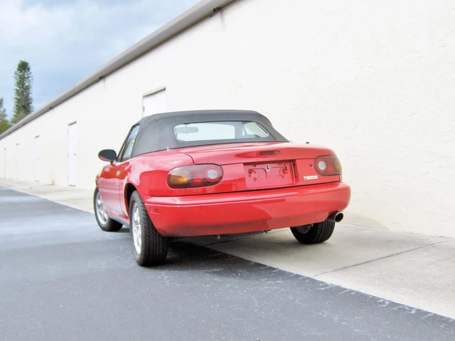 1993 Mazda NA MX-5 Miata - Image 10 of 11