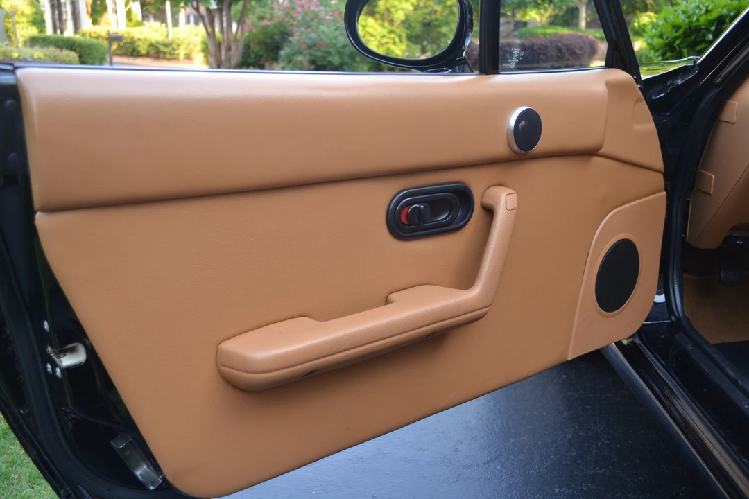 1993 Mazda NA MX-5 Miata - Image 21 of 31