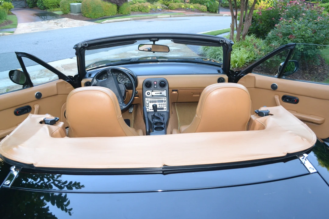 1993 Mazda NA MX-5 Miata - Image 9 of 31
