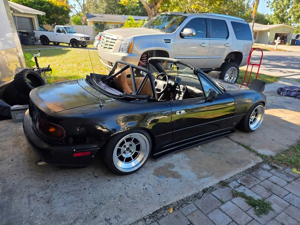 1993 Mazda NA MX-5 Miata - Image 3 of 10