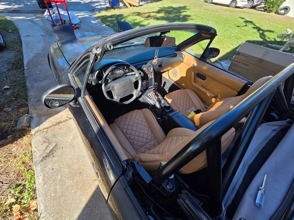 1993 Mazda NA MX-5 Miata - Image 10 of 10