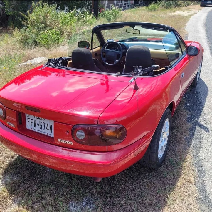 1993 Mazda NA MX-5 Miata - Image 5 of 10